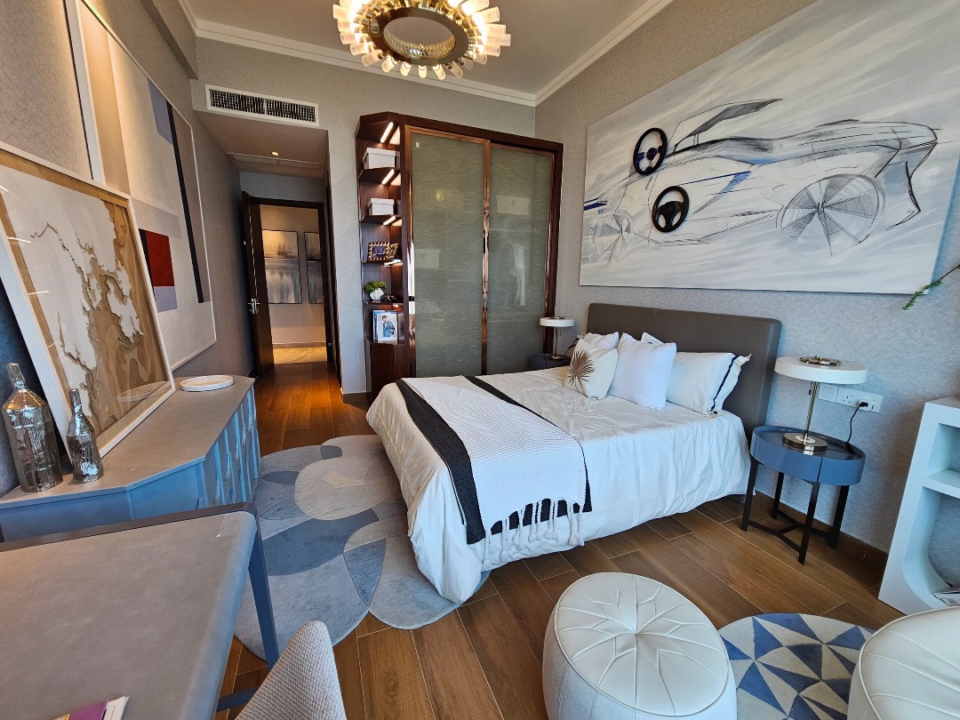 1062829f-b77a-4d3e-9ee3-601b955f7563