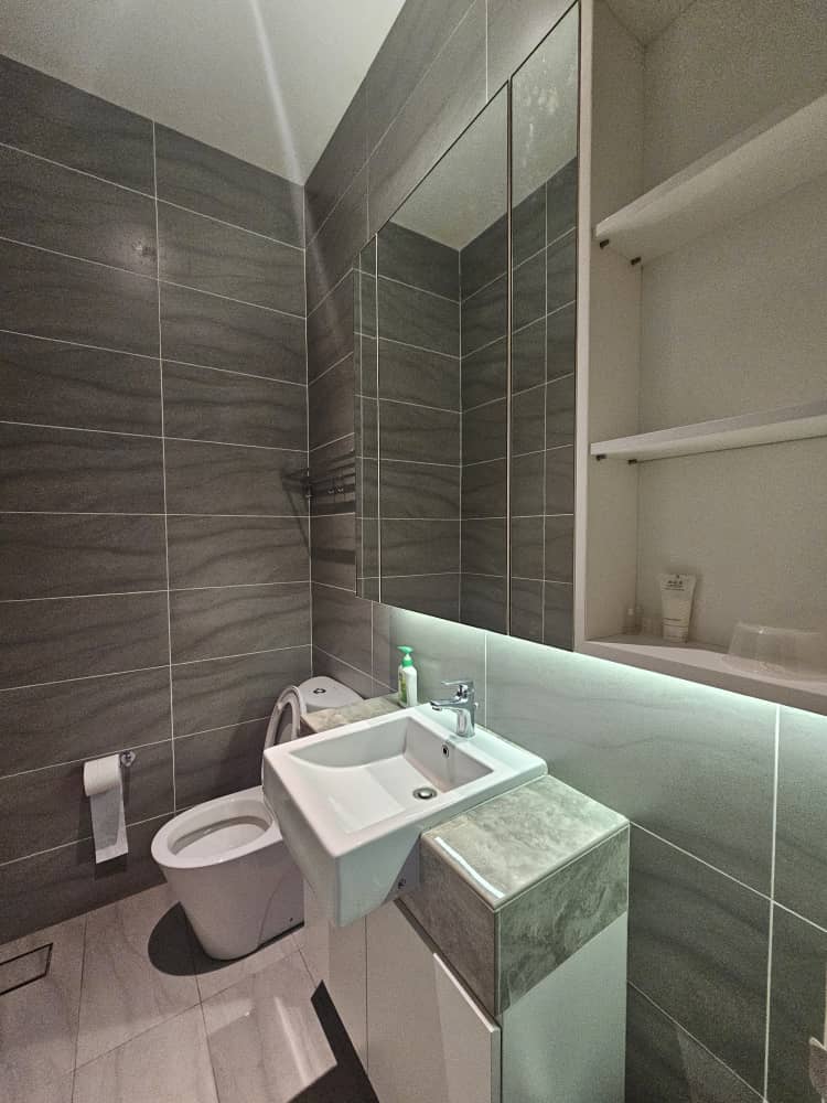 1738412e-c176-4c4b-ae81-4262ba4e92b2