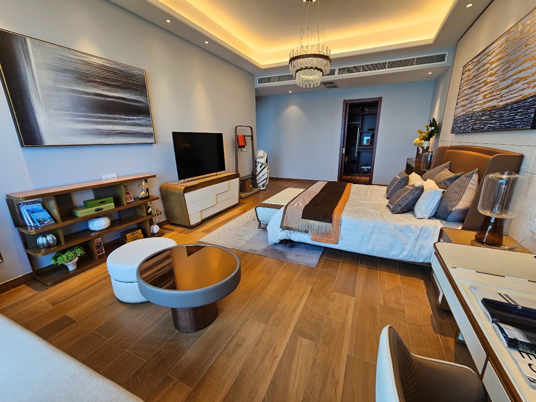 42fbe9b5-b976-4b13-8bf5-035c13233f77