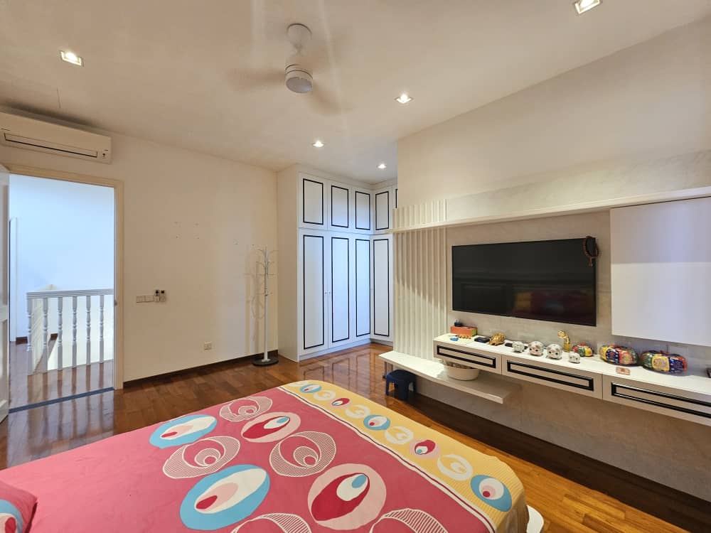 637298fe-c18c-4bfd-8566-940661996566