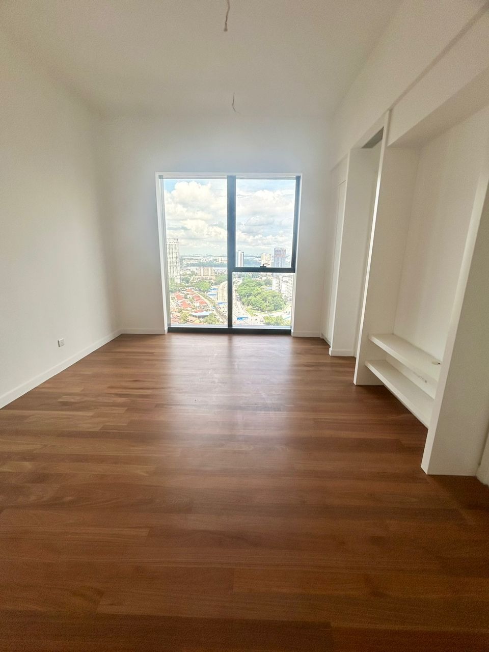 02a5811b-0933-4793-b641-d35caef5e1c9