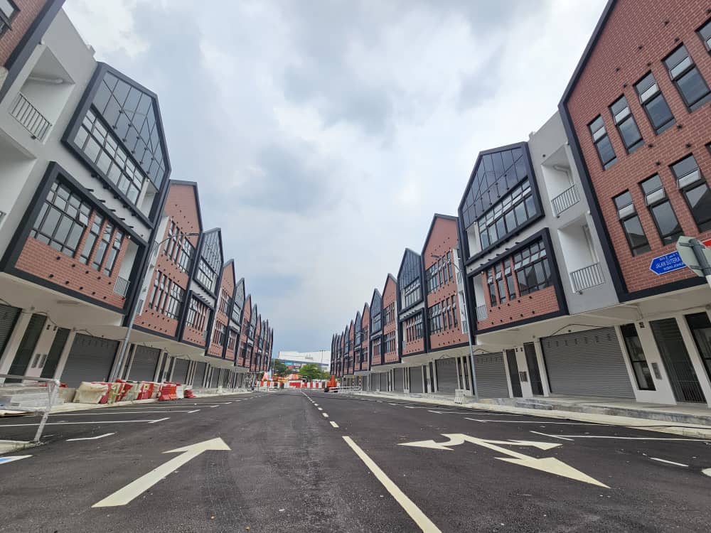 15a9895c-f877-4596-ad8a-de468f03ae40