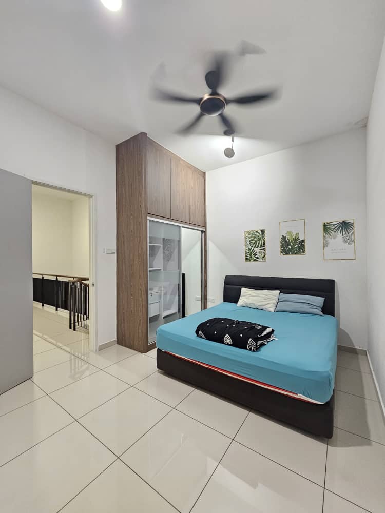 6d0e6af7-26e6-4512-a2d2-d66aa04c7c7a