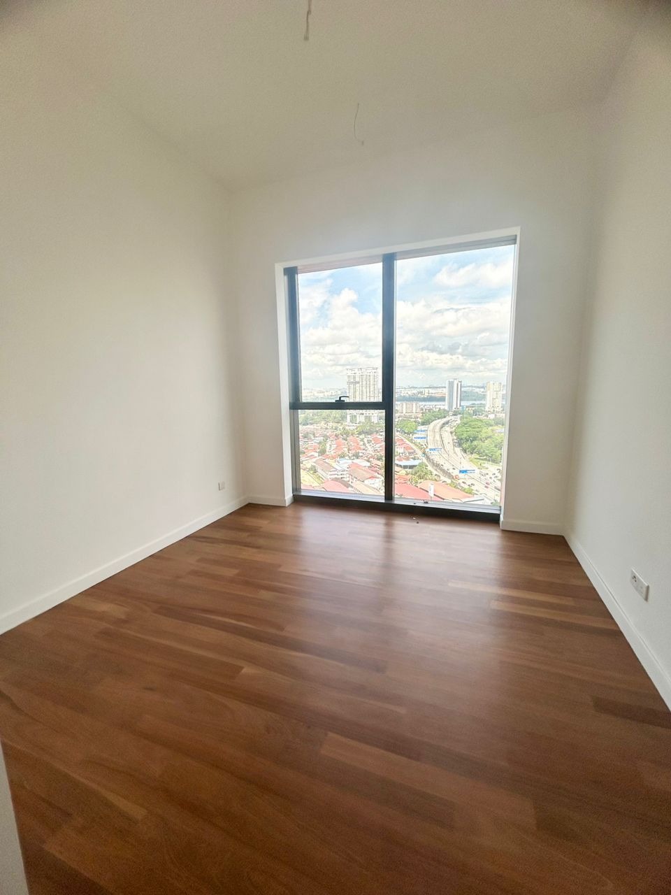 b980dbc7-893b-4069-83ed-ef304f300ad9