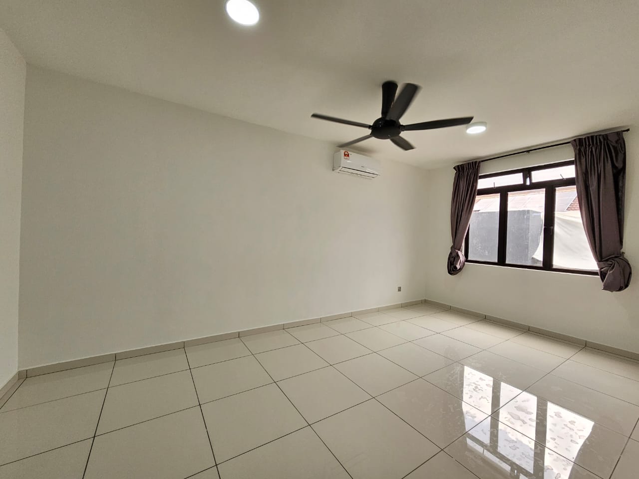 fb1d7a52-e19b-4071-adeb-a62d500f6adf