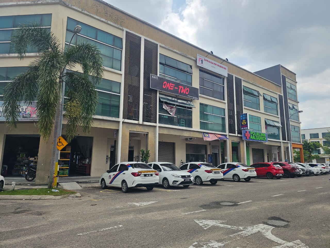 5c4f2731-3974-40b9-8e5f-a6026a3765e6