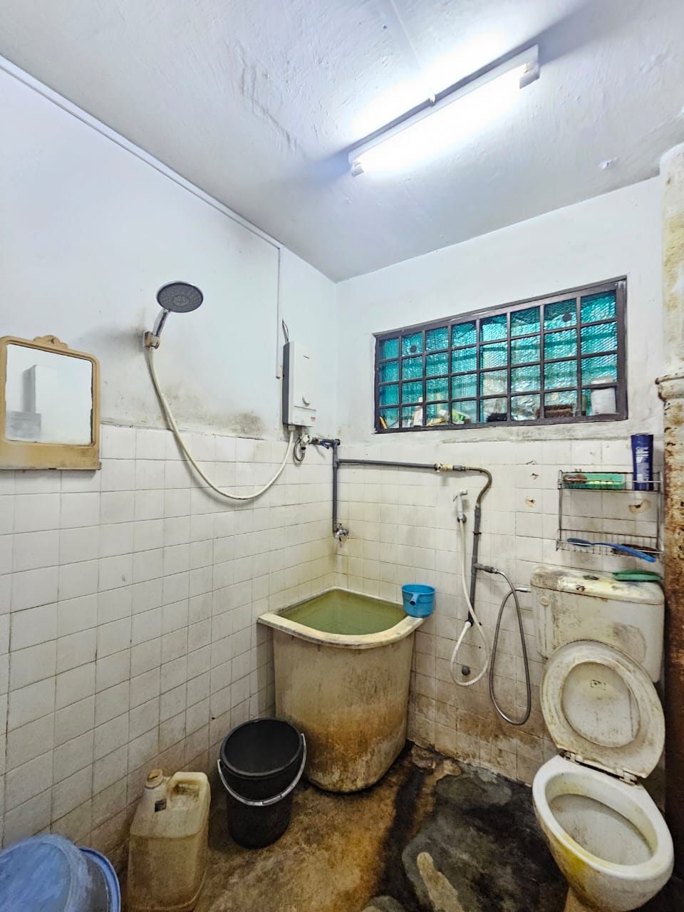 b11cf127-83fa-4dbc-ba17-d835fd625674