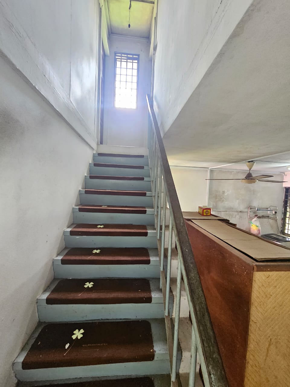 ce6f3d27-e024-46bc-9aff-2378d26aa934